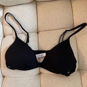 Fleur du Mal Essentials Designer Black Lace Wireless Push Up Bra